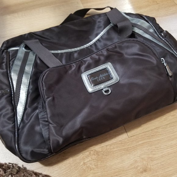 Roots Bag - Picture 1 of 6